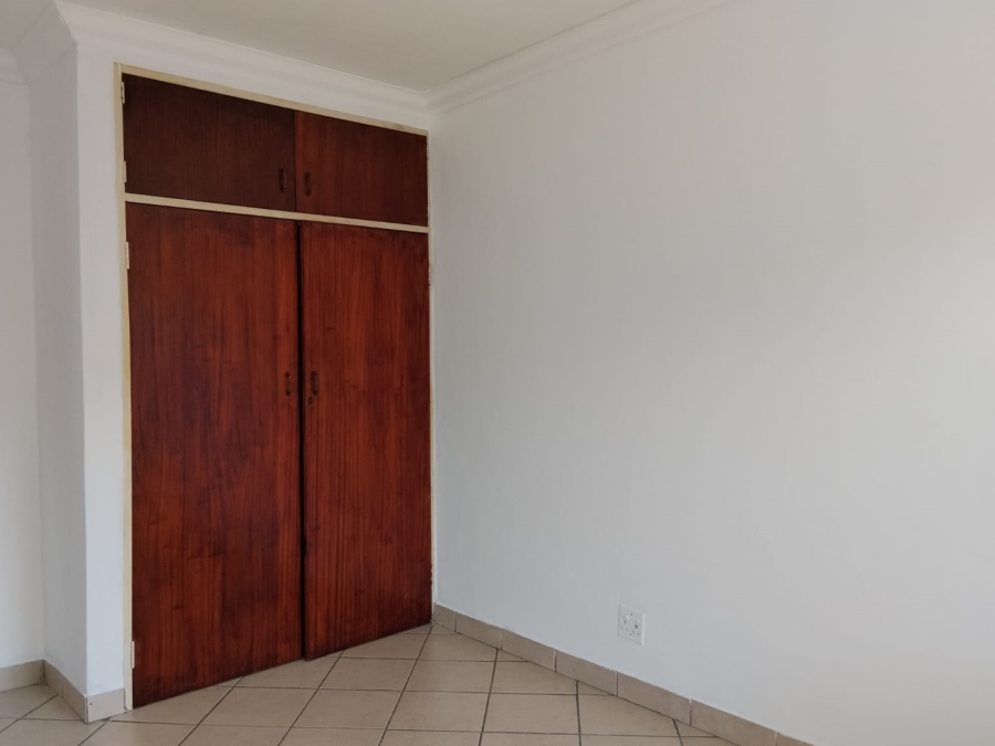 To Let 3 Bedroom Property for Rent in Oos Einde North West